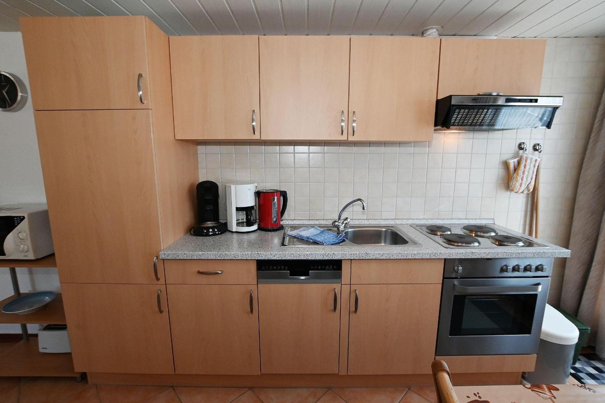 Haus-Karin-Ferienwohnung-2 ビューズム エクステリア 写真