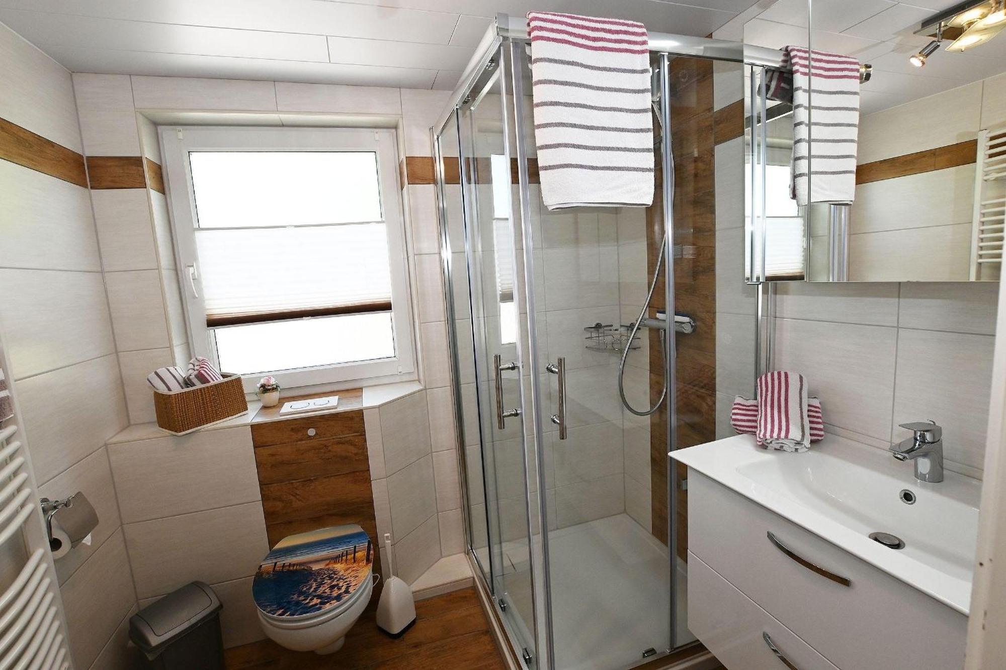 Haus-Karin-Ferienwohnung-2 ビューズム エクステリア 写真